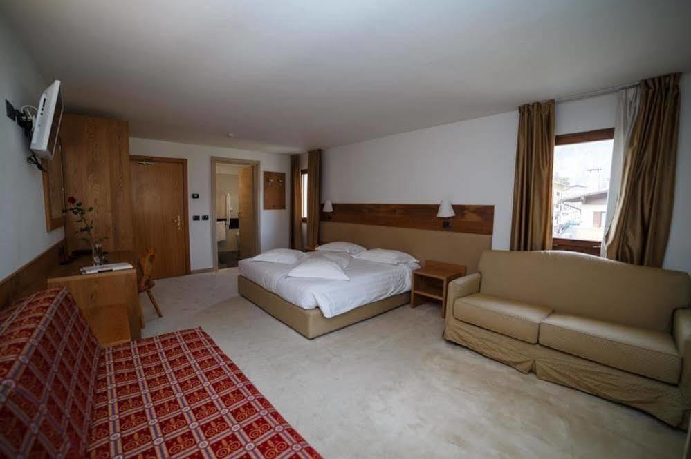 פינזולו Olympic Regina Hotel מראה חיצוני תמונה